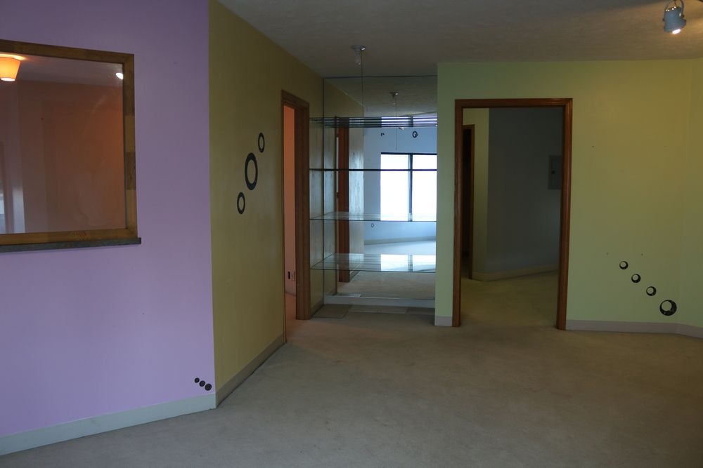 8012 W Dodge Rd, Omaha, NE 68114